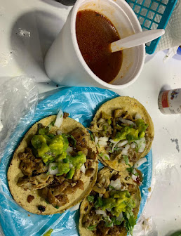 Tacos con Consomé de Birria